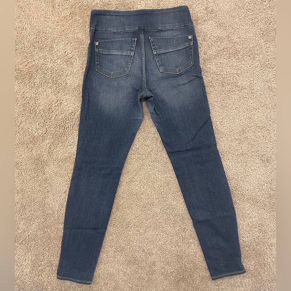 Rock and Republic Fever Midrise Leggings - Picture 4 of 5